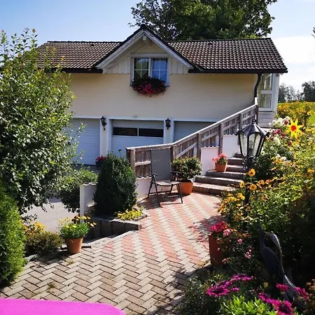 Holiday Seidl *
